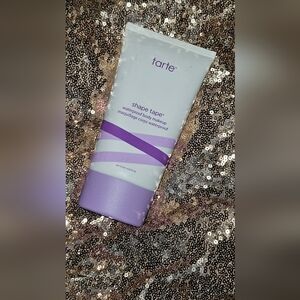 Tarte shape tape waterproof body makeup in LIGHT